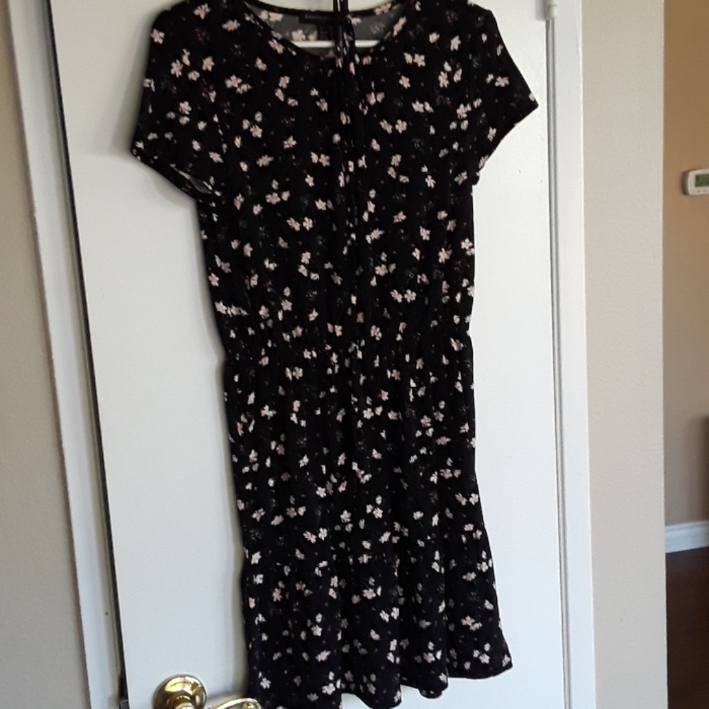 Banana Republic - Black floral fress XSP